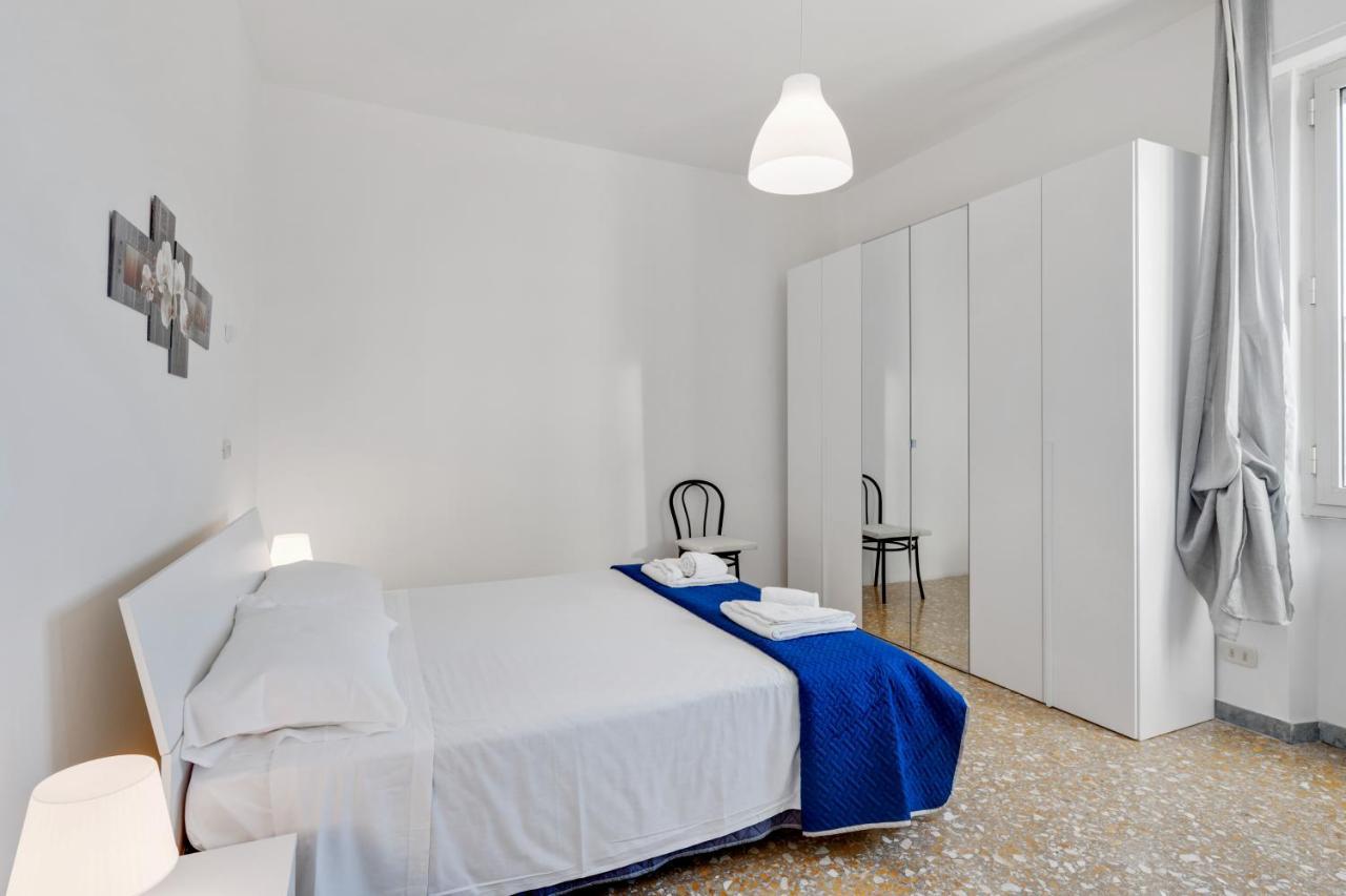 Lulli Cozy Apartment With Balcony Florence Buitenkant foto